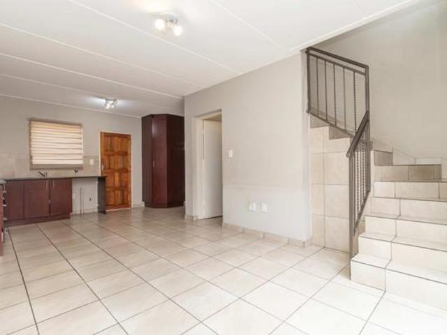 Townhouse for rent in Westonaria, Gauteng