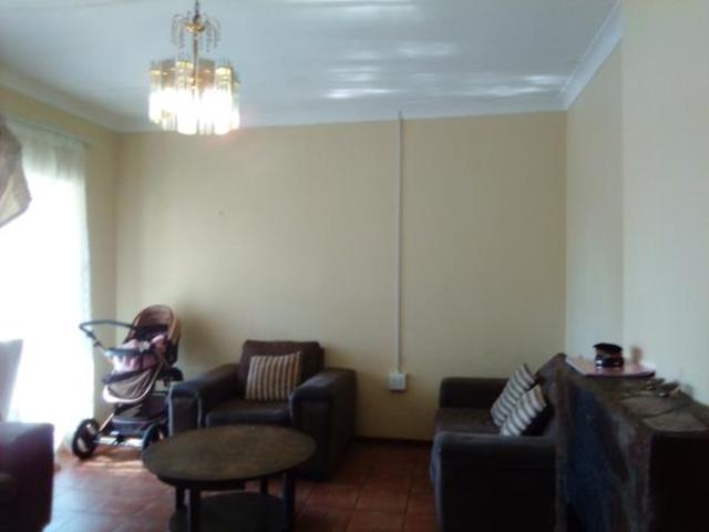 Townhouse for sale in Dr Kenneth Kaunda, North West