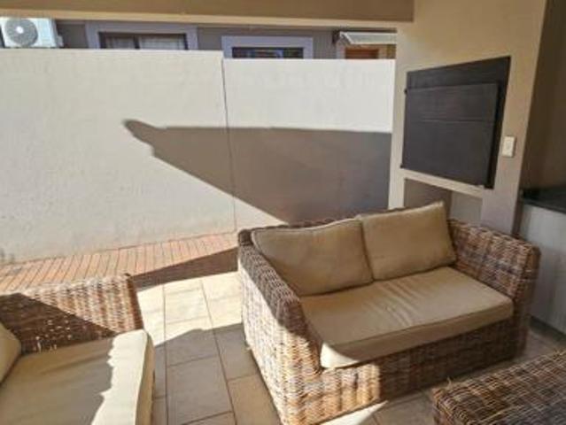 Townhouse for rent in Dr Kenneth Kaunda, North West