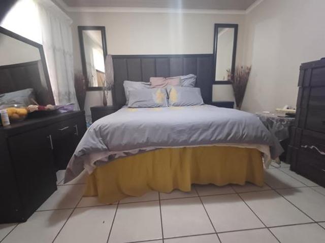 Townhouse for sale in Dr Kenneth Kaunda, North West