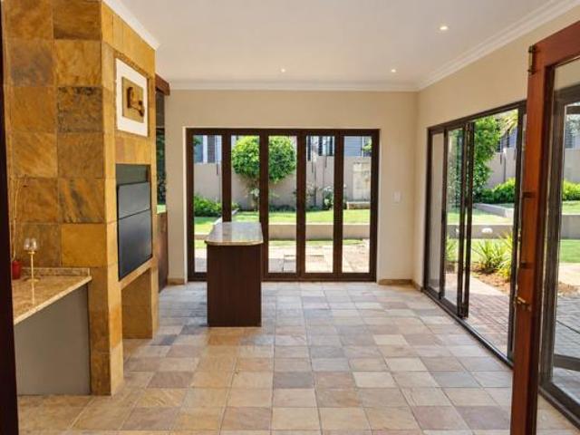 Townhouse for sale in Klerksdorp, Matlosana Local Municipality