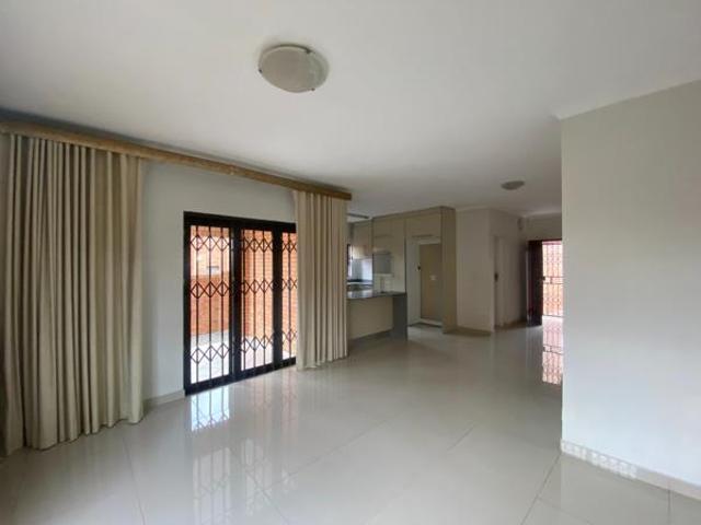 Townhouse for rent in Waterkloof, Gauteng