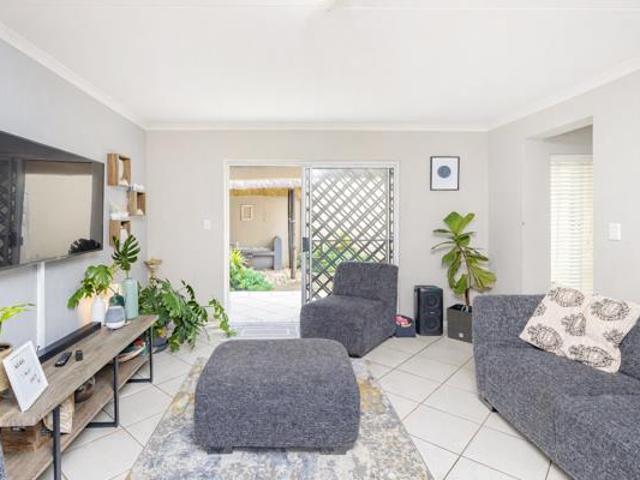 Townhouse for rent in Westonaria, Gauteng