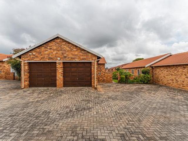 Townhouse for sale in Westonaria, Gauteng