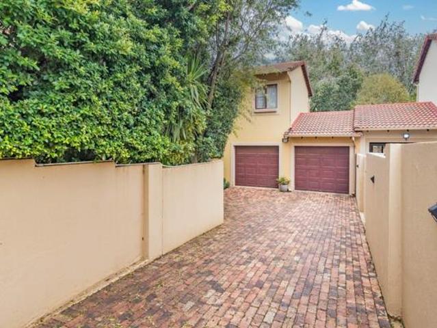 Townhouse for sale in Westonaria, Gauteng