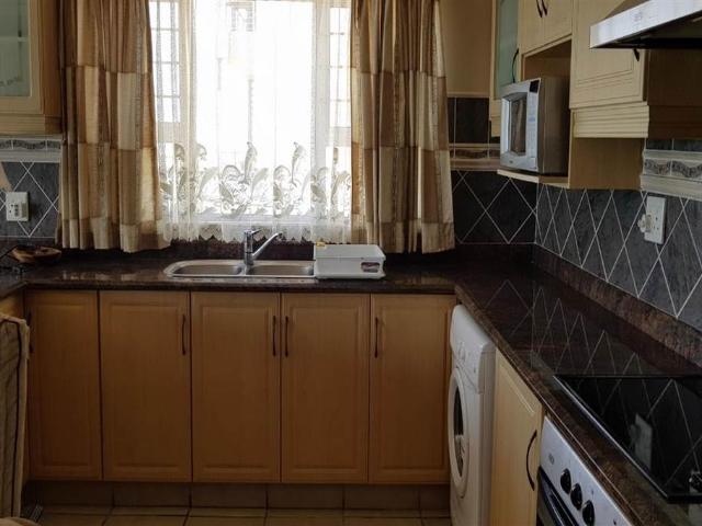 Townhouse for sale in Seaview, Kwazulu-natal
