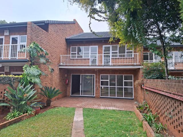 Townhouse for rent in Ekurhuleni, Gauteng