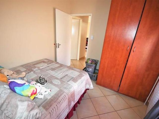 Townhouse for rent in West Rand Garden estates, Westonaria Local Municipality