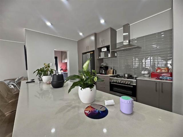 Townhouse for sale in Bloemfontein, Free State