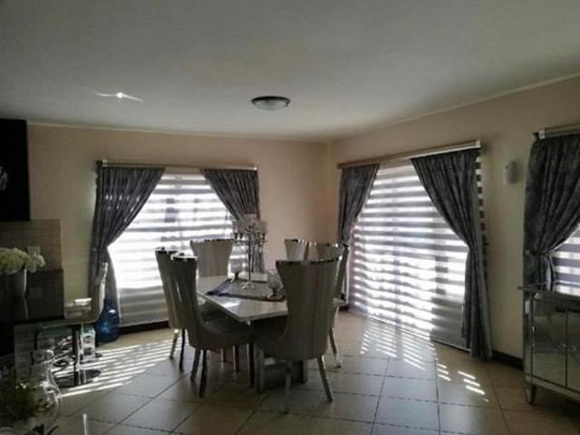 Townhouse for sale in Bloemfontein, Free State
