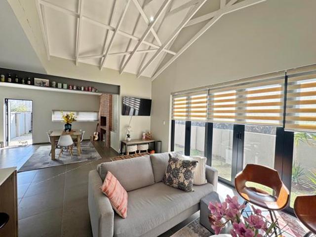 Townhouse for sale in Bloemfontein, Free State