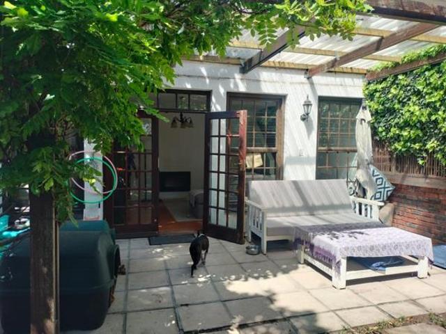 Townhouse for rent in Cape Town, City of Cape Town