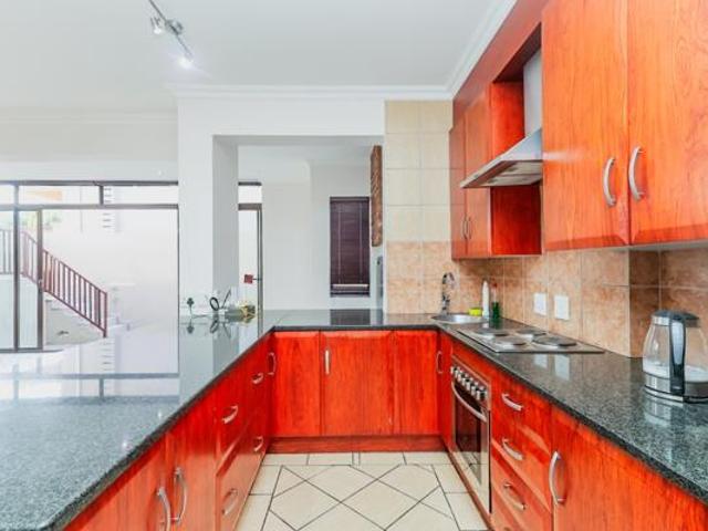 Townhouse for rent in North West