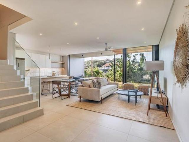 Townhouse for sale in Princess Grant, Kwazulu-natal