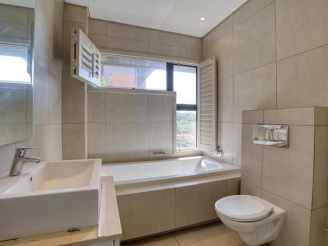 Townhouse for rent in Princess Grant, Kwazulu-natal