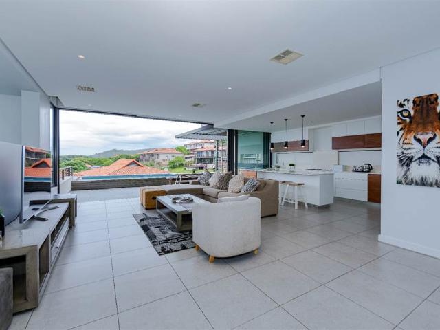 Townhouse for sale in Princess Grant, Kwazulu-natal