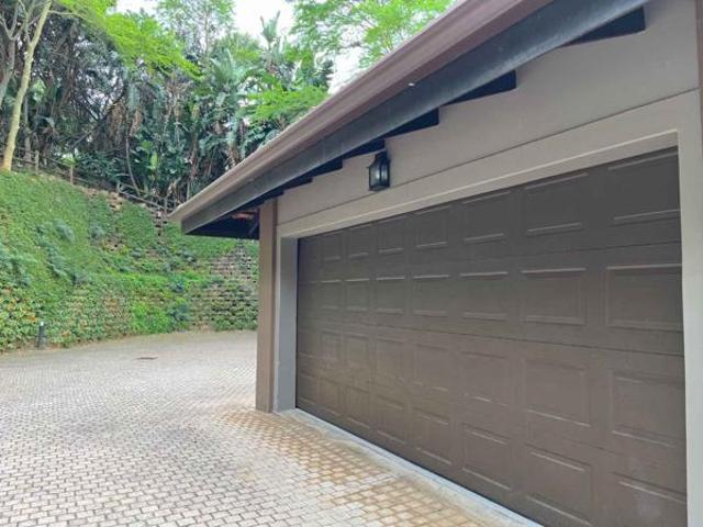 Townhouse for rent in Princess Grant, Kwazulu-natal