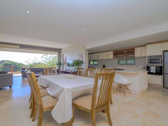 Townhouse for sale in Princess Grant, Kwazulu-natal