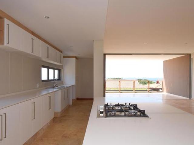 Townhouse for sale in Princess Grant, Kwazulu-natal