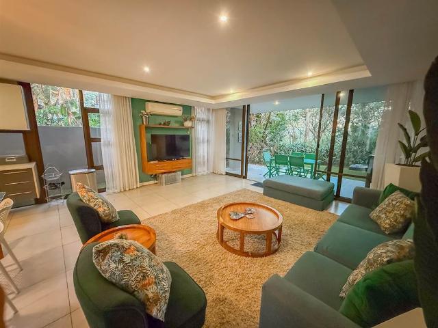 Townhouse for sale in Princess Grant, Kwazulu-natal