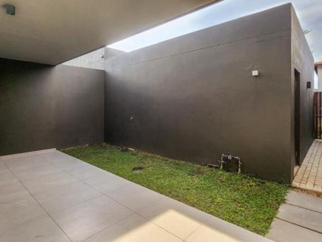 Townhouse for sale in Princess Grant, Kwazulu-natal