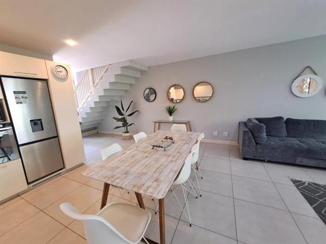 Townhouse for sale in Princess Grant, Kwazulu-natal