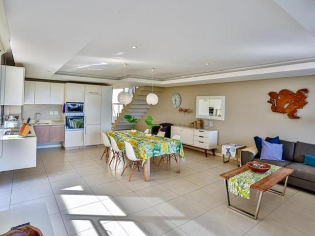 Townhouse for rent in Ballito, KwaDukuza Local Municipality