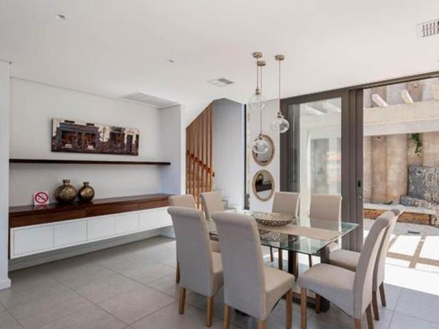 Townhouse for sale in Ballito, KwaDukuza Local Municipality