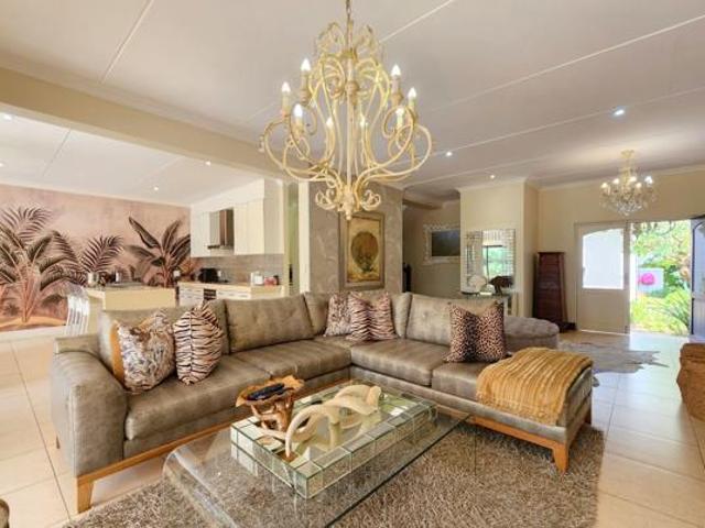 Townhouse for sale in Princess Grant, Kwazulu-natal