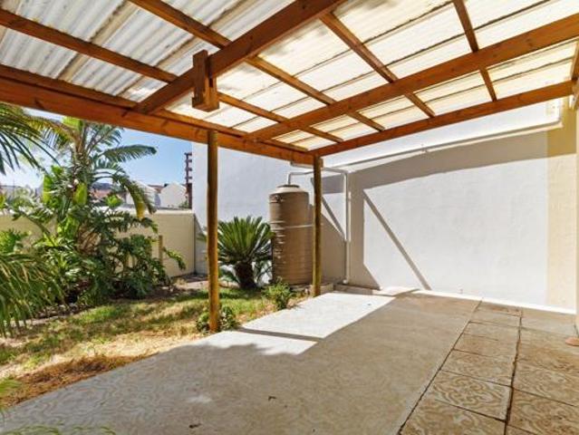 Townhouse for sale in Cape Town, Western Cape