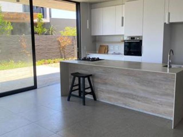 Townhouse for sale in Princess Grant, Kwazulu-natal