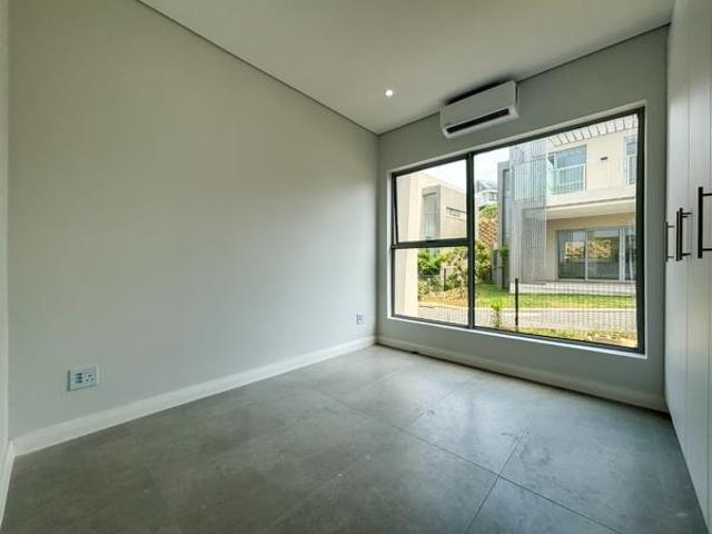 Townhouse for rent in Princess Grant, Kwazulu-natal