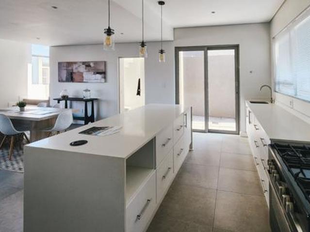 Townhouse for sale in Princess Grant, Kwazulu-natal