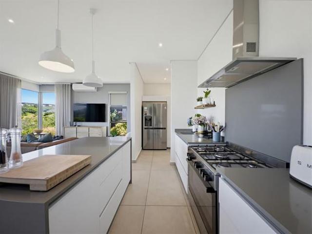 Townhouse for rent in Princess Grant, Kwazulu-natal