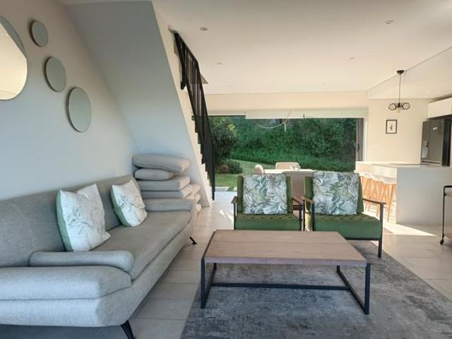 Townhouse for rent in Princess Grant, Kwazulu-natal