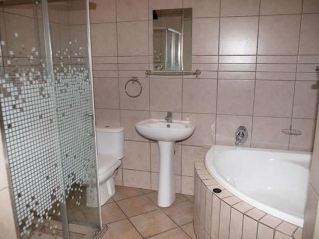 Townhouse for sale in Sedibeng, Gauteng