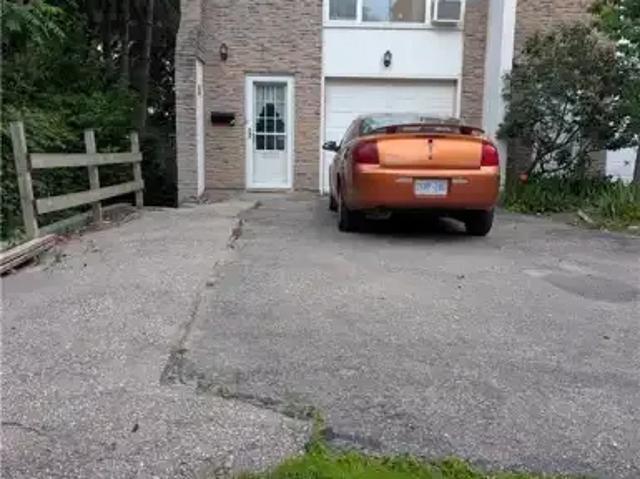 Townhouse for rent in Kitchener, Ontario