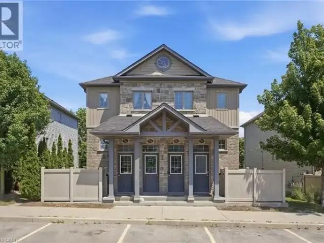 Townhouse for rent in Kitchener, Ontario