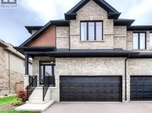 Townhouse for rent in Kitchener, Ontario