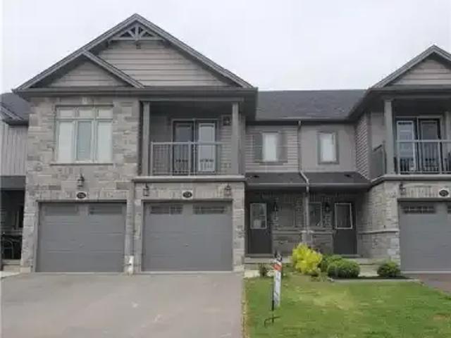 Townhouse for rent in Kitchener, Ontario