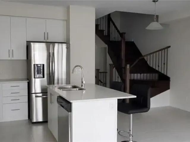Townhouse for rent in Kitchener, Ontario