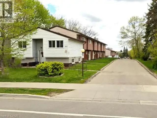 Townhouse for rent in Kitchener, Ontario