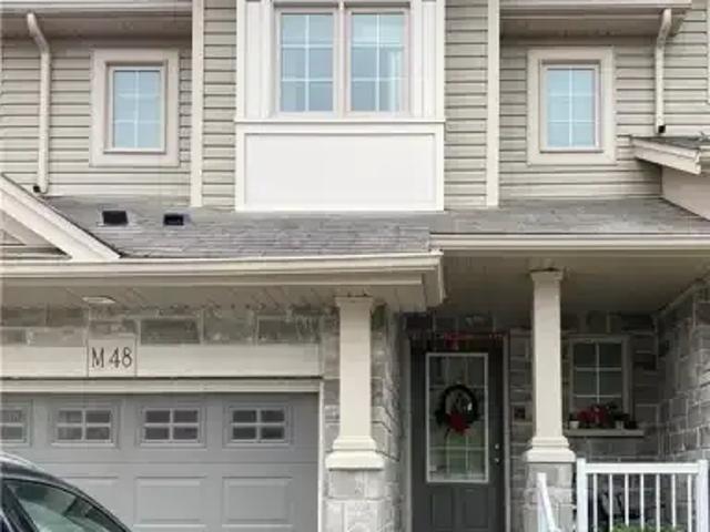 Townhouse for rent in Grand River South, Kitchener