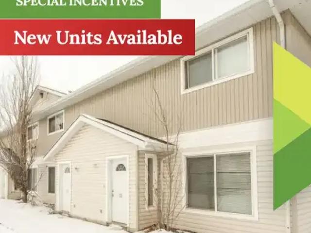 Townhouse for rent in Rolly View, Alberta