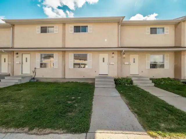 Townhouse for rent in Lethbridge, Alberta