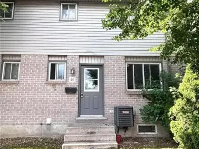 Townhouse for rent in Arva, Ontario