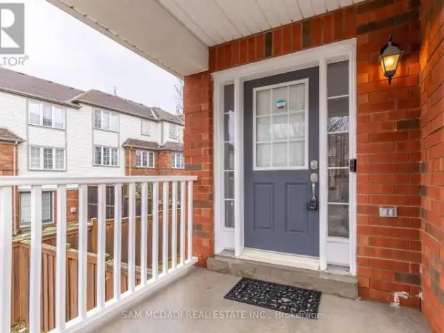 Townhouse for rent in Milton, Ontario