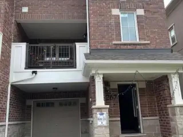 Townhouse for rent in Milton, Ontario