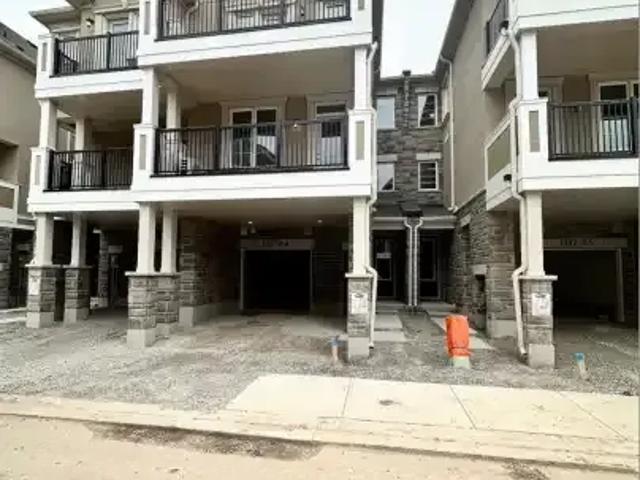 Townhouse for rent in Milton, Ontario