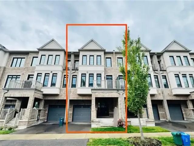 Townhouse for rent in Milton, Ontario